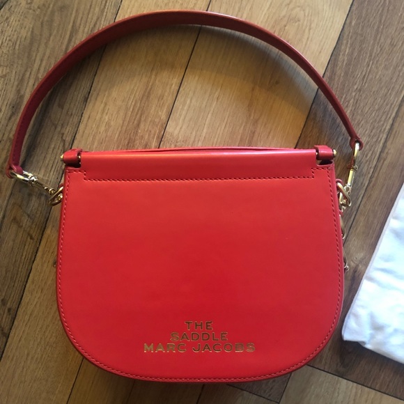 Marc Jacobs “The Saddle” in geranium - Picture 7 of 12